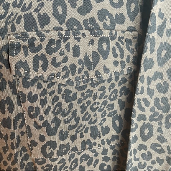 Sanctuary Animal Print Jacket Cheetah Collared Long Sleeve Button Up Pockets M - Picture 10 of 12